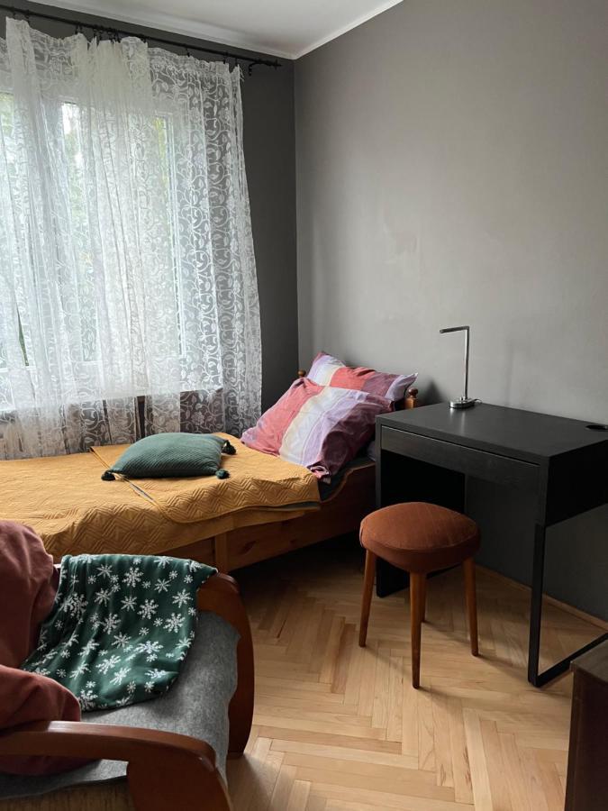 U Cioci Lutki Urocze Mieszkanie Z Balkonem Krakow Dış mekan fotoğraf