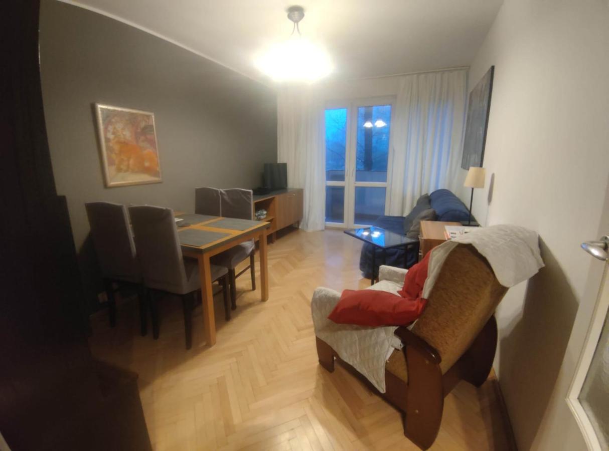 U Cioci Lutki Urocze Mieszkanie Z Balkonem Krakow Dış mekan fotoğraf