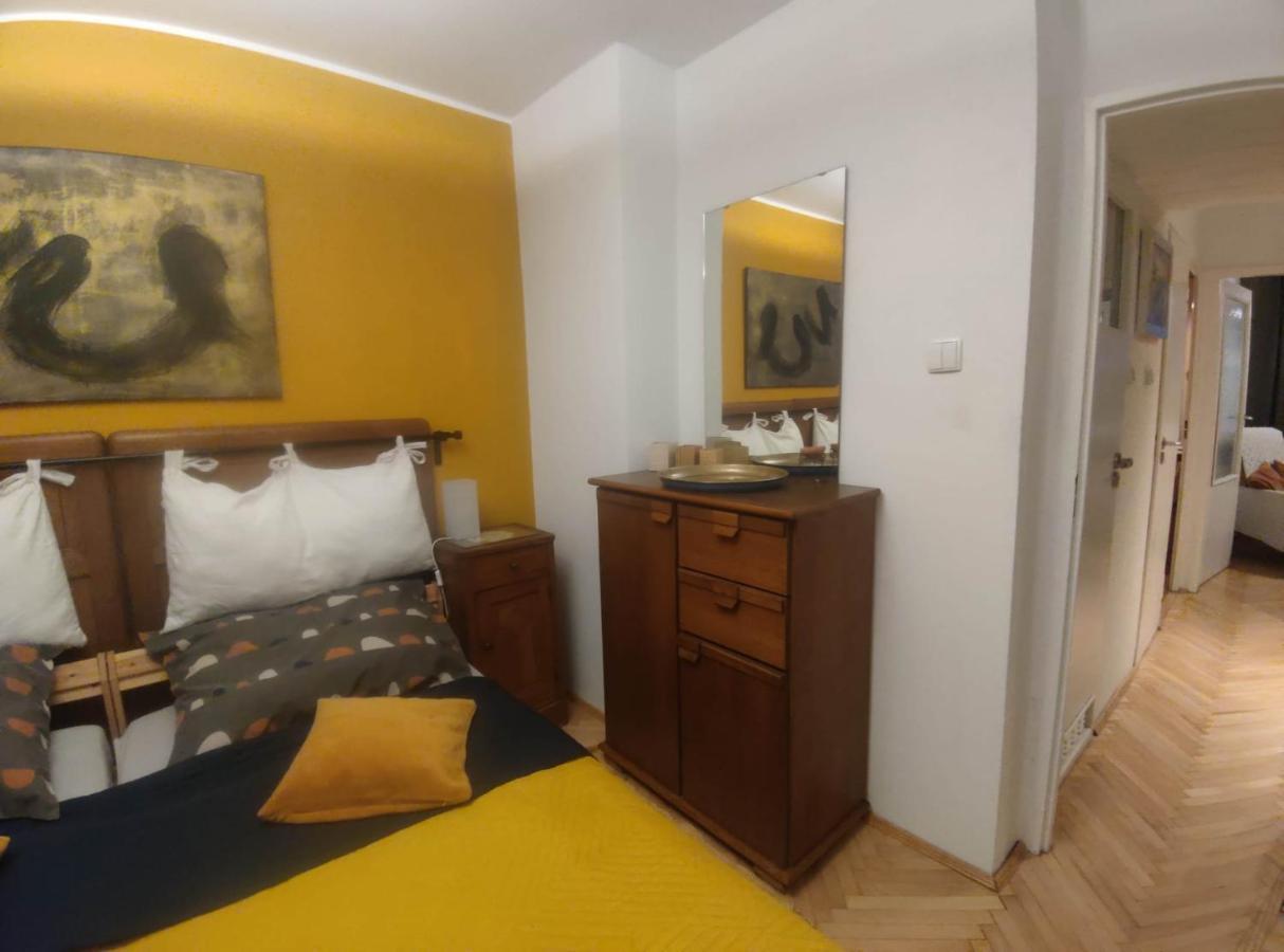 U Cioci Lutki Urocze Mieszkanie Z Balkonem Krakow Dış mekan fotoğraf